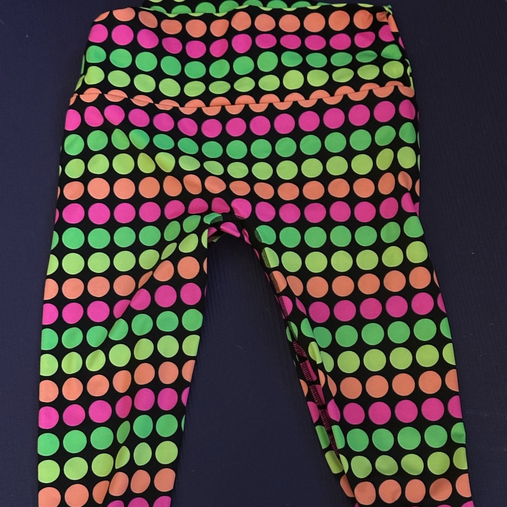 K DEER multicolor polka dot capri leggings size XL Pre-owned